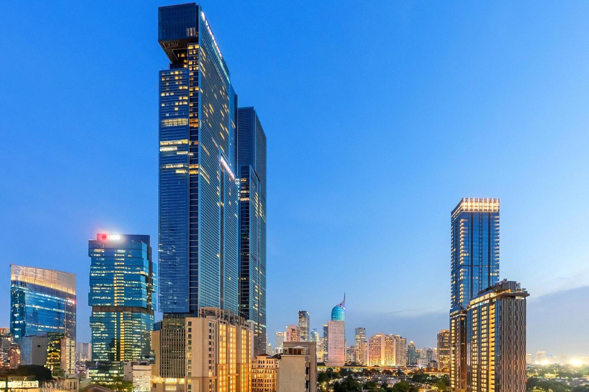Grand Thamrin Hotel Jakarta Exterior photo