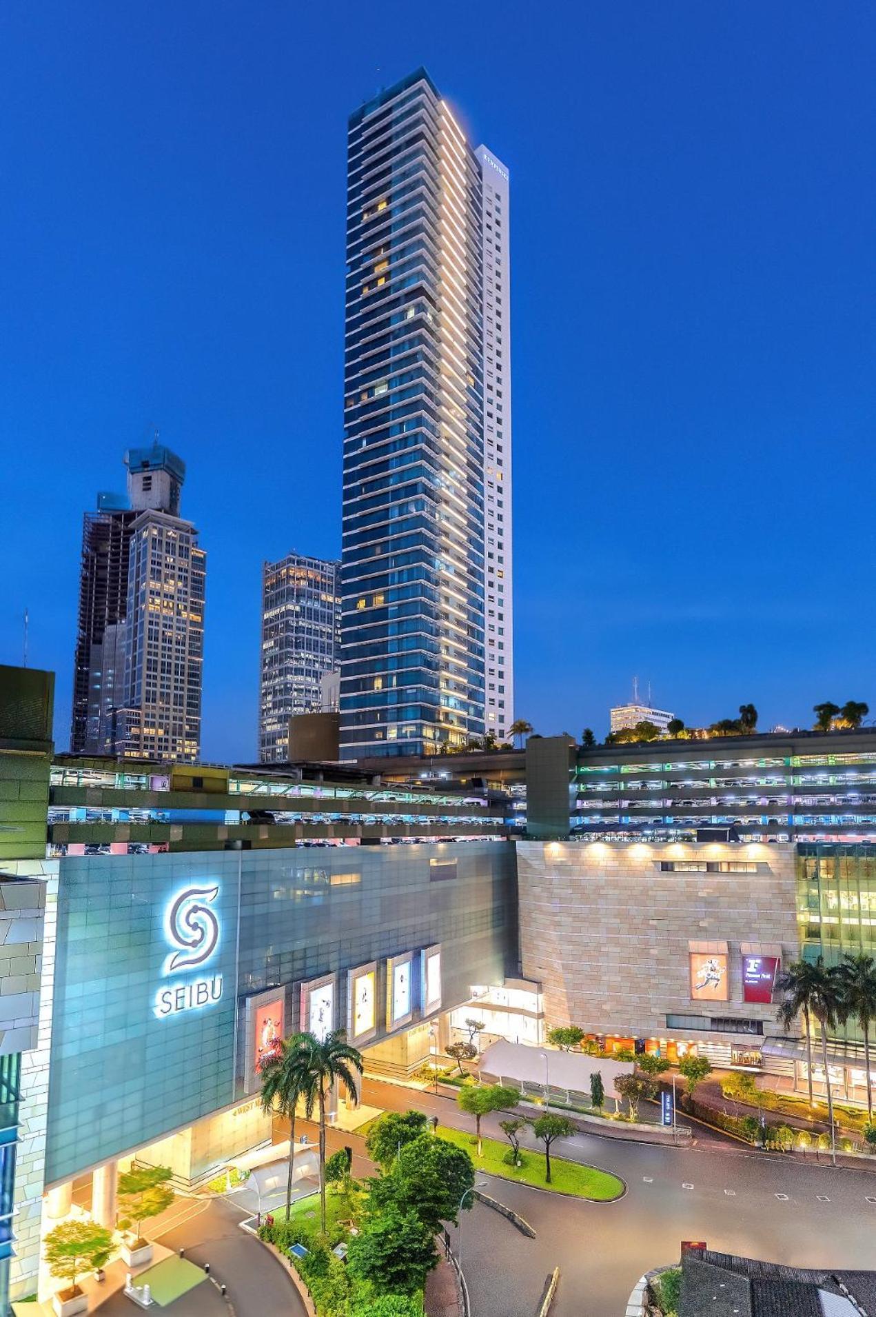 Grand Thamrin Hotel Jakarta Exterior photo