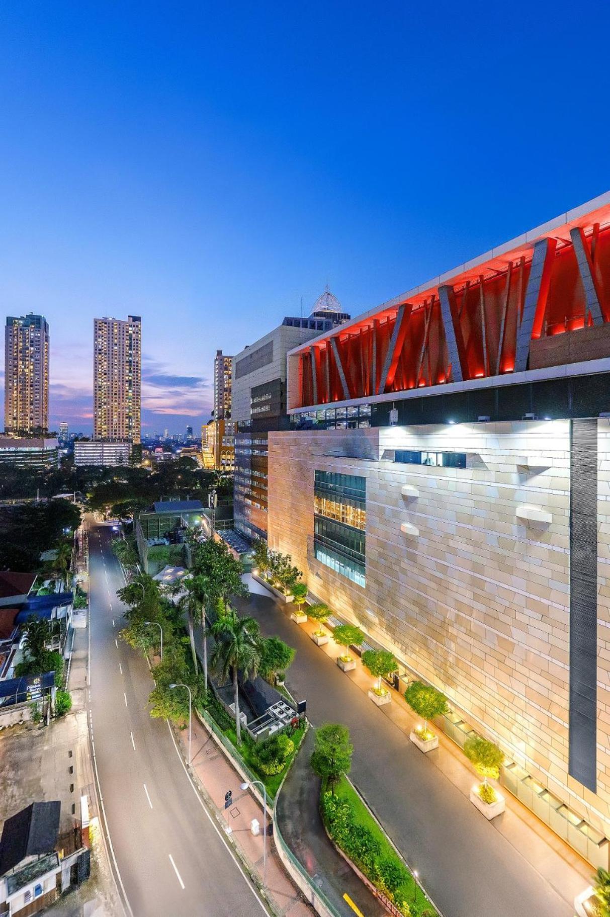 Grand Thamrin Hotel Jakarta Exterior photo